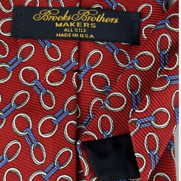 Brooks Brothers Red Chain Link Textured Silk Neck Tie Made In USA - Picture 5 of 5